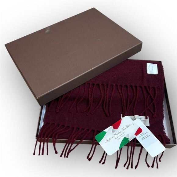 Italian Woollen Treasures, 100% Wool Made in Italy Fringed Scarf Burgundy - Picture 1 of 10